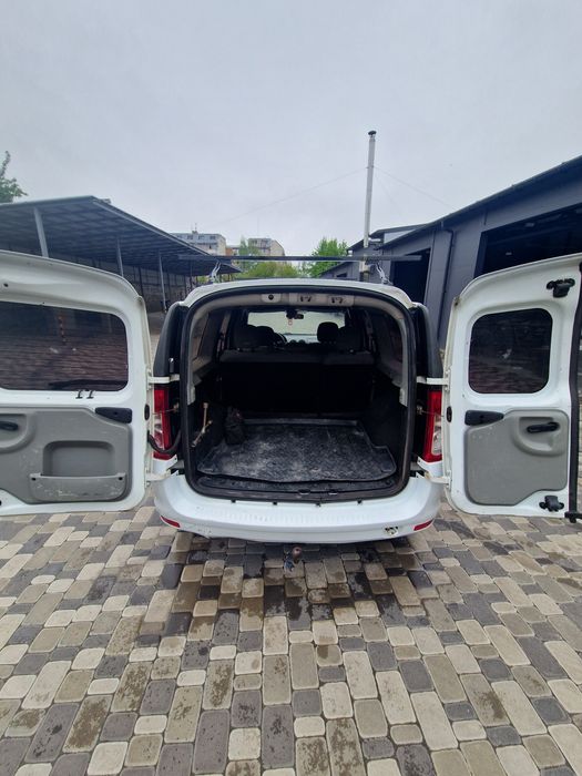 Renault Logan 1.6 газ/бензин