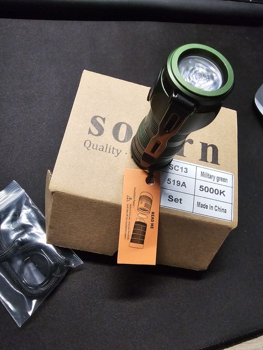 Latarka sofirn sc13 500k