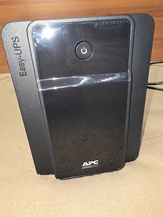 ИБП APC Easy UPS 1200VA Schuko (650 Ватт)