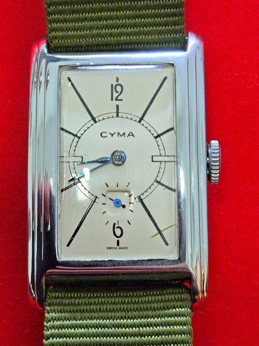 CYMA Tunneau Curvex, relógio de pulso para homem