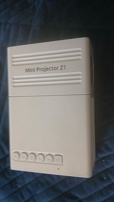 Mini projektor max 62cali + ekran 60cali