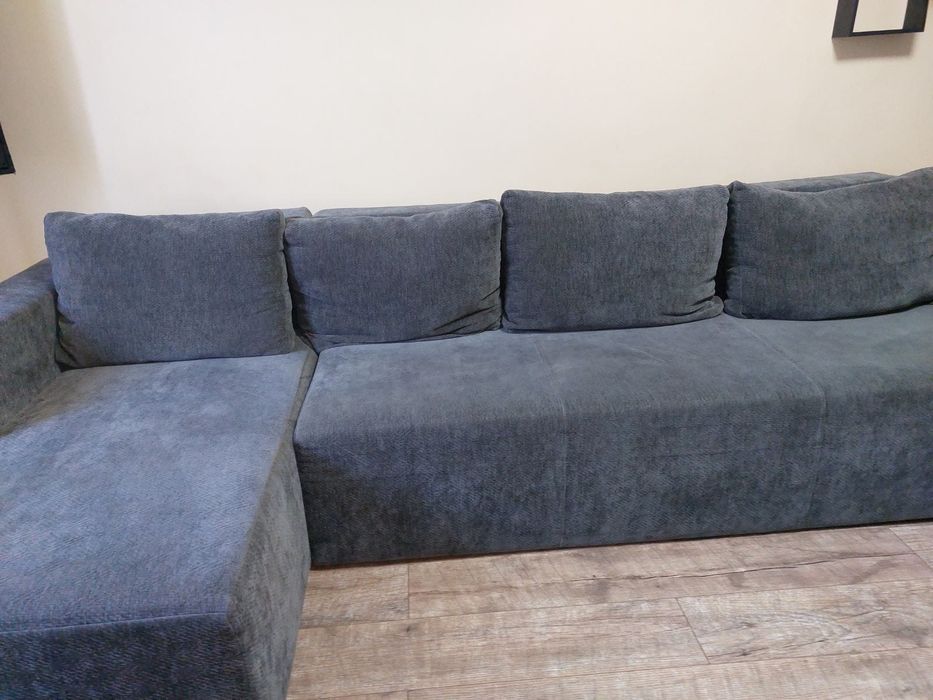 Диван   угловой.