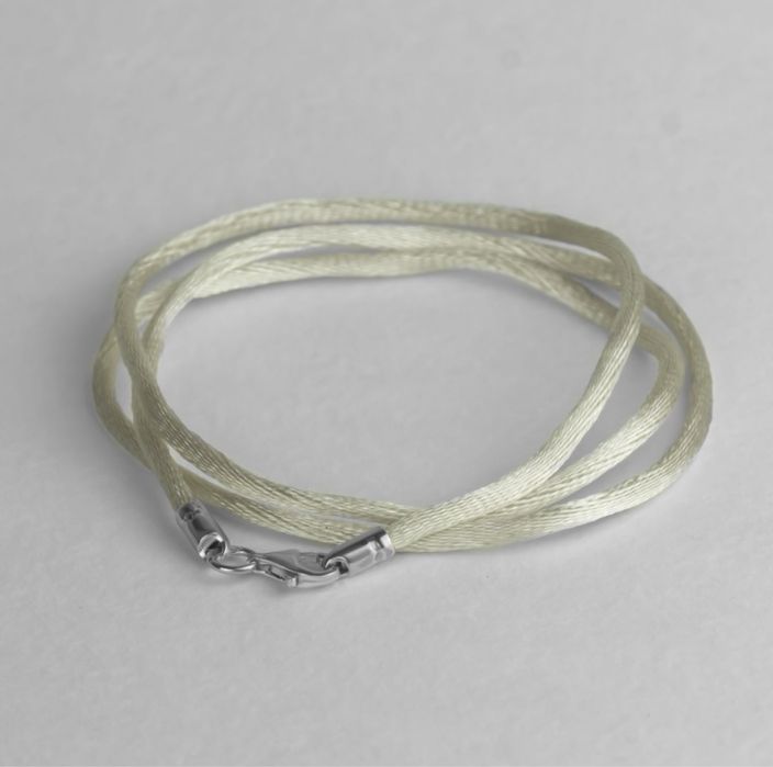 Шнурок для хрестика на хрестини Детский шнурок Шовковий шнурок на шию