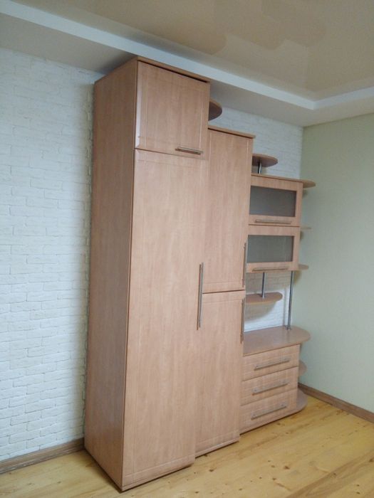 Продам  Стінку Або обміняю На шафу Купе!!!