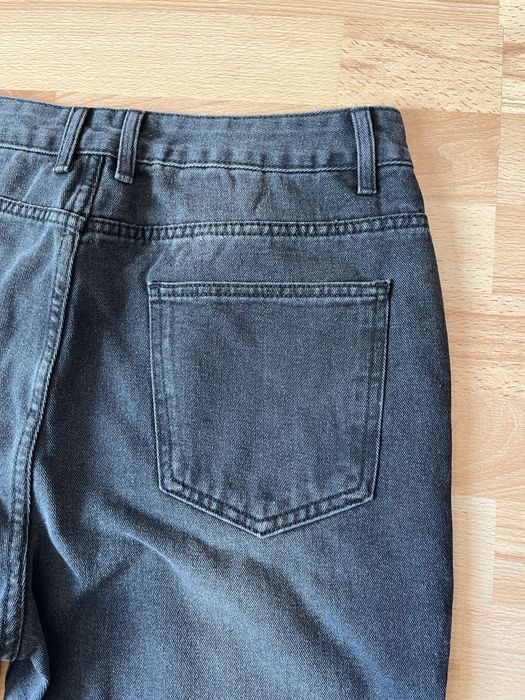 Продам нові базові джинси L розмір