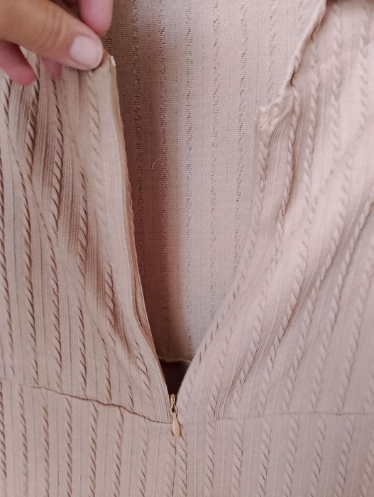 Комбінезон для дівчинки.