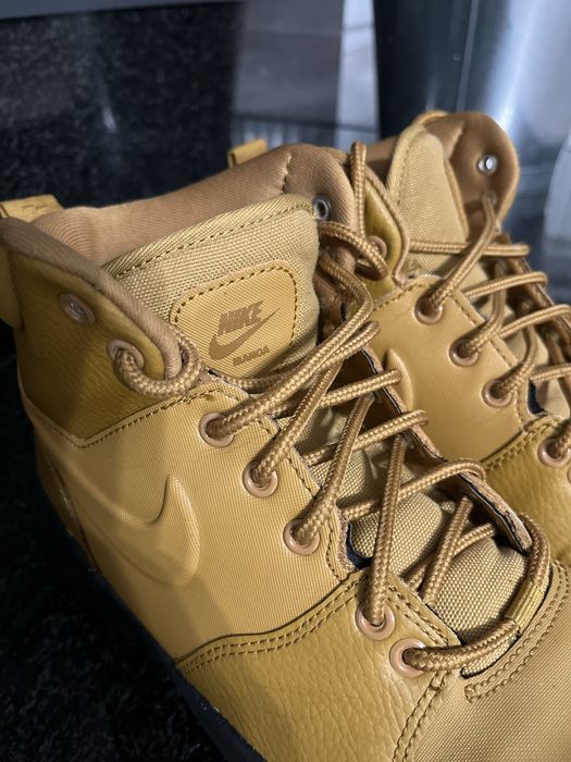 Buty zimowe Nike rozmiar 38,5