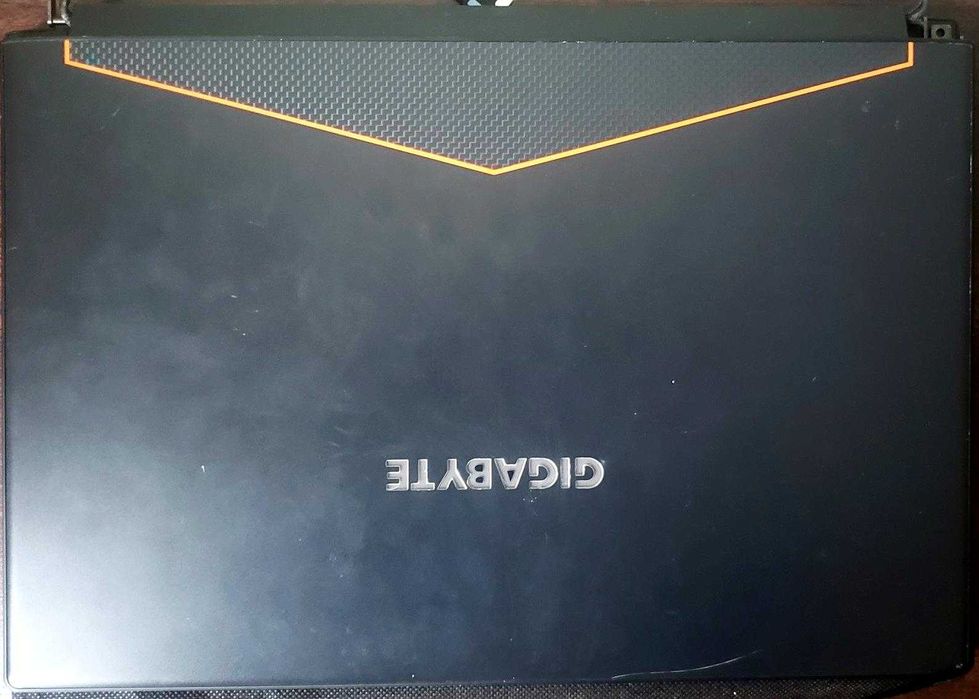 Ігровий ноутбук Gigabyte AERO 15 /i7-7700HQ /NVIDIA GeForce GTX 1060