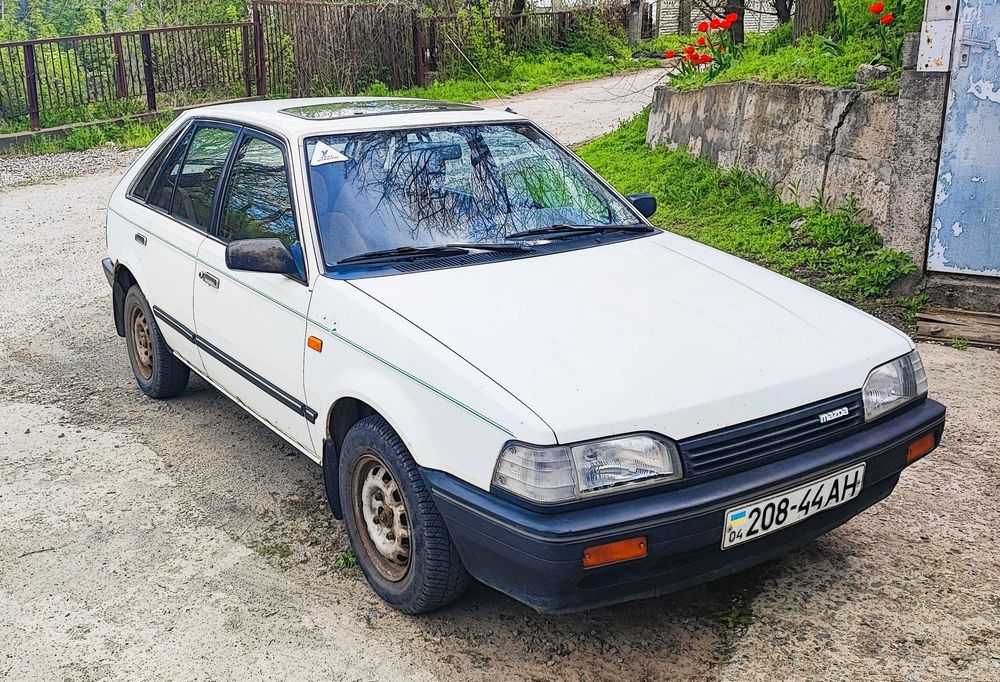 Mazda 323 Хетчбек 1.5 1988 р.в.: 899 $ - Mazda Днепр на Olx
