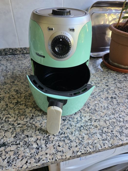 Fritadeira sem Óleo / Airfryer Tristar Verde Água – Funcional