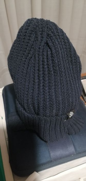 Gorro em malha para frio