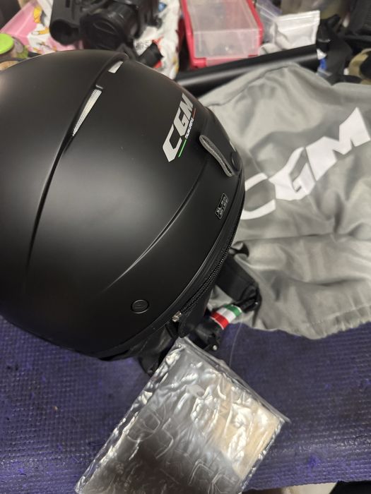 Мото шолом CGM Італія