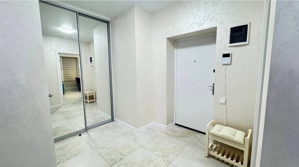 Оренда квартири - студії 35 м2 в ЖК Моя Баварія - More