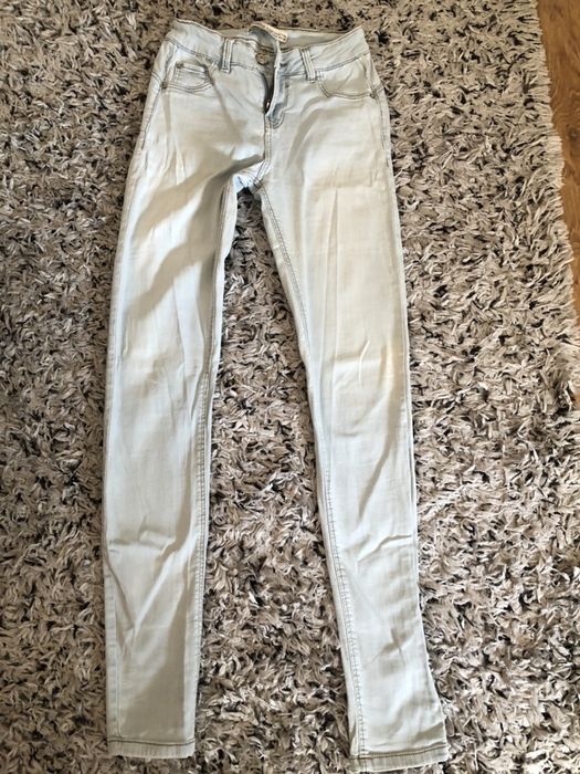 Spodnie jeansowe Bershka M pushup