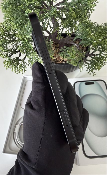 Iphone Идеал 15 128gb black Neverlock