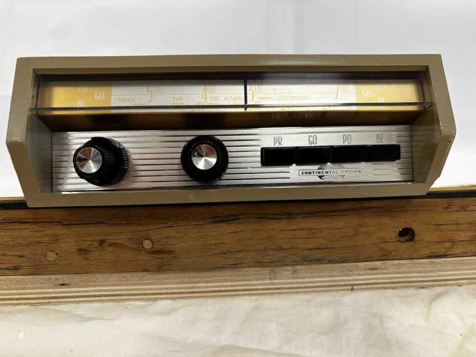 Auto Radio Continental Edison radioen S19