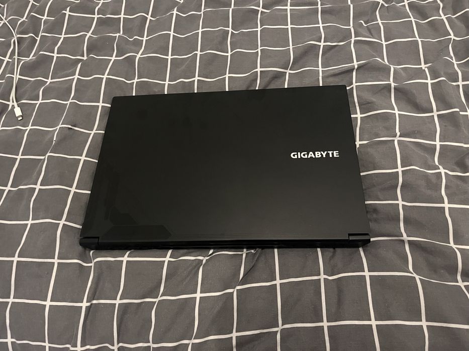 Gigabyte 5KF 10/10