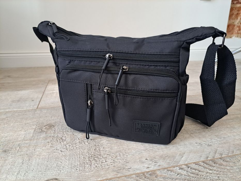 Torba/ torebka/ listonoszka damska - pojemna, estetyczna - czarny