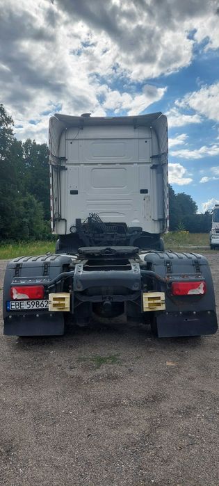 Sprzedam ciągnik siodłowy SCANIA  2007r
