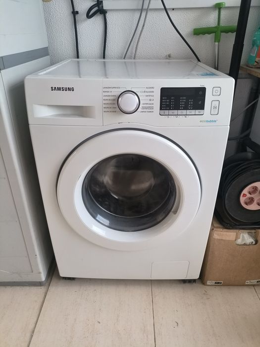 Máquina de Lavar Roupa Samsung EcoBubble 8kg (WW80J5555MW/EP) – Para Peças / Reparação