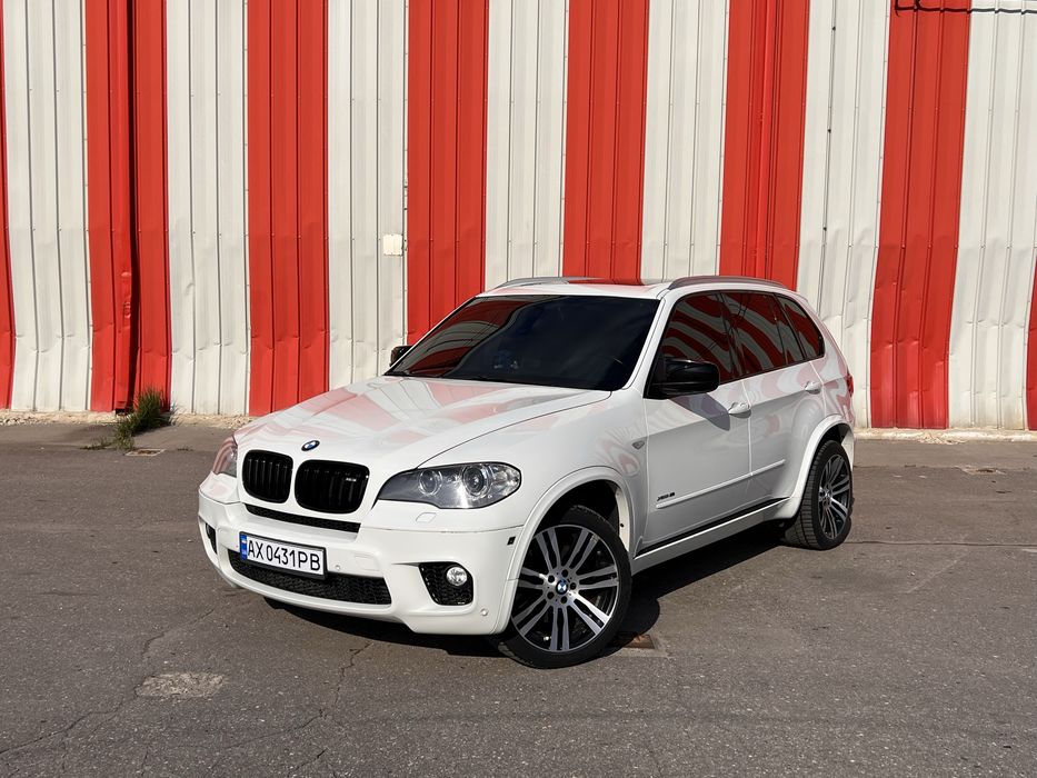 Продам BMW Х5 e70 50i (4.4л - 407л.с.) рестайлинг 2013 в М обвесе