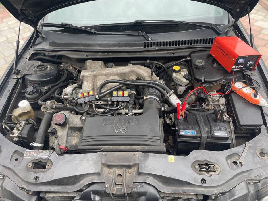 Продається JAGUAR