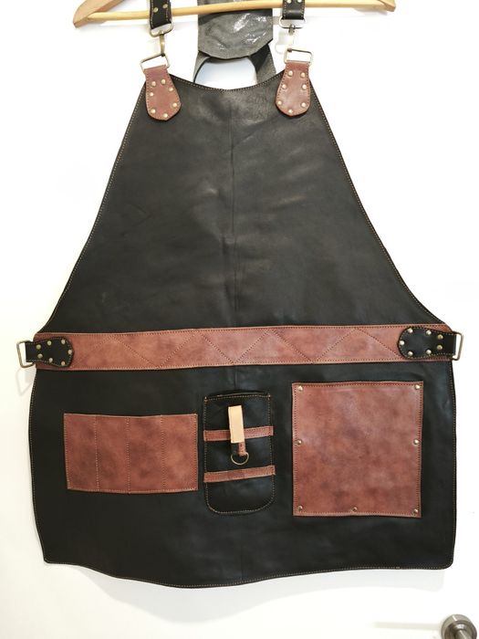 Avental em couro