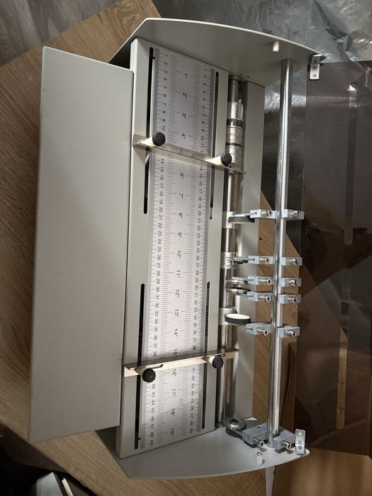ARKFORM 450E – bigownica, perforator i nacinarka 3:1