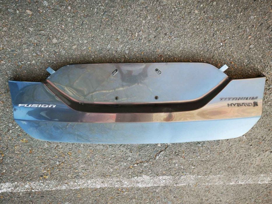 Накладка крышки багажника Ford Fusion mk5 13-16 под номер