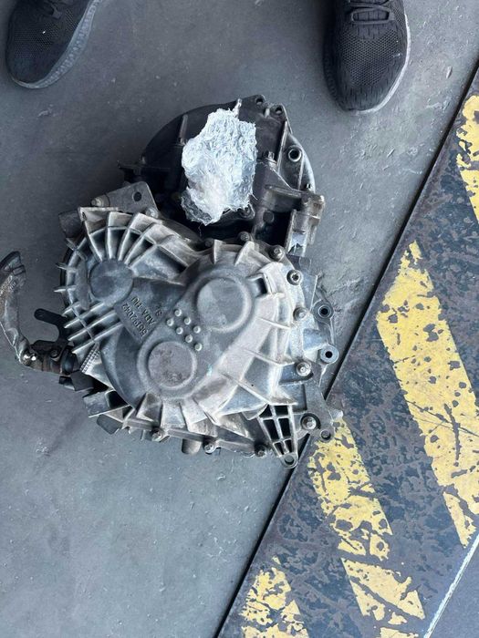 МКПП (механічна коробка перемикання передач) 6-ступка