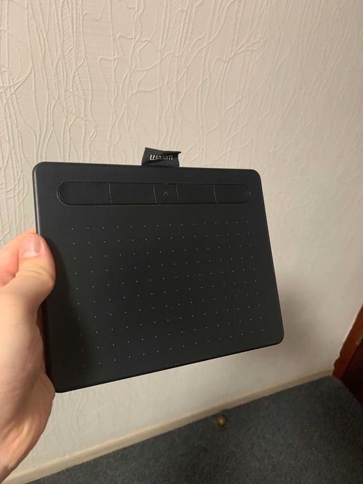 Графічний планшет Wacom Intuos S Bluetooth Black (Повний комплект)