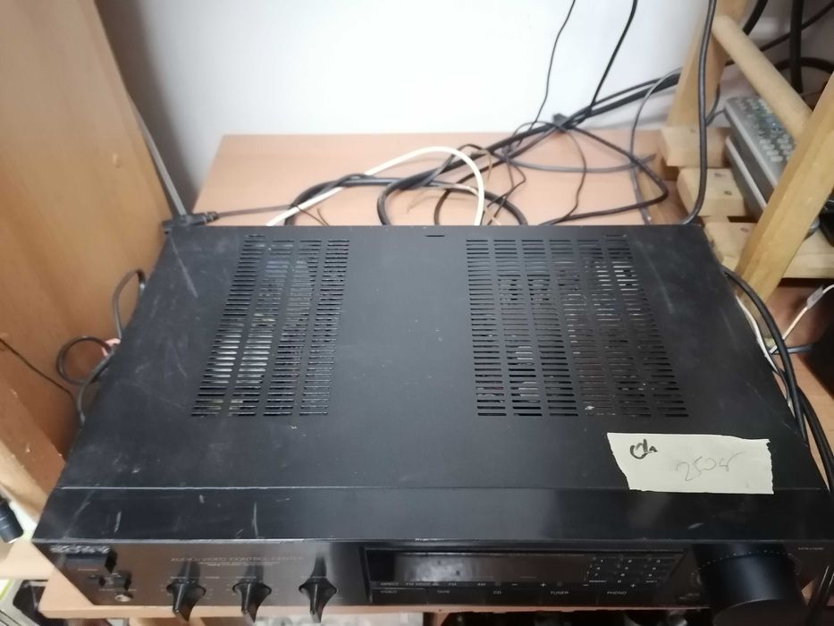 Amplituner Sony STR-AV 220