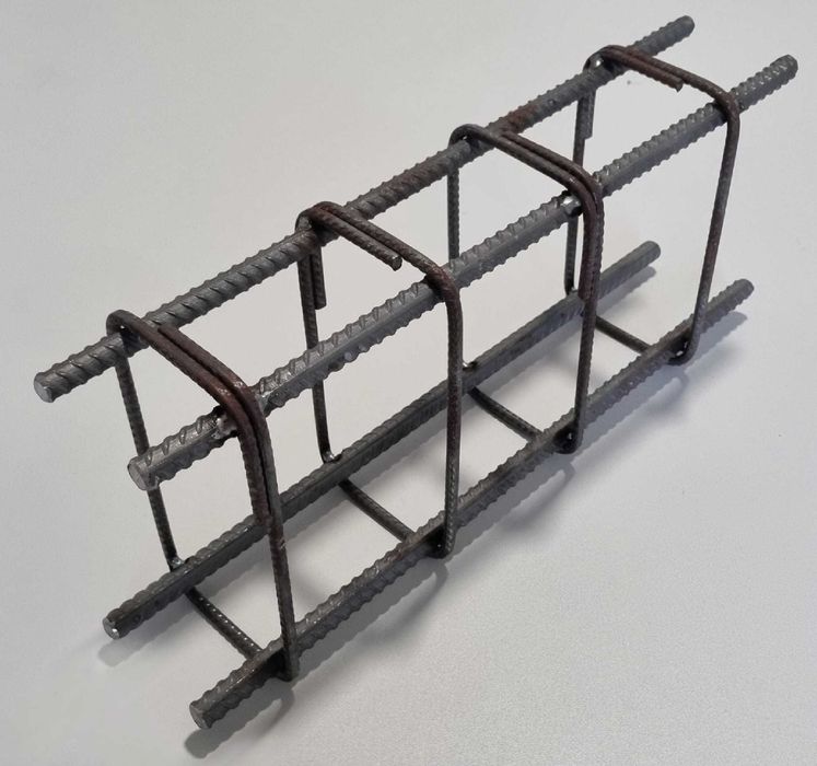 Kosz zbrojeniowy,belki zbrojeniowe