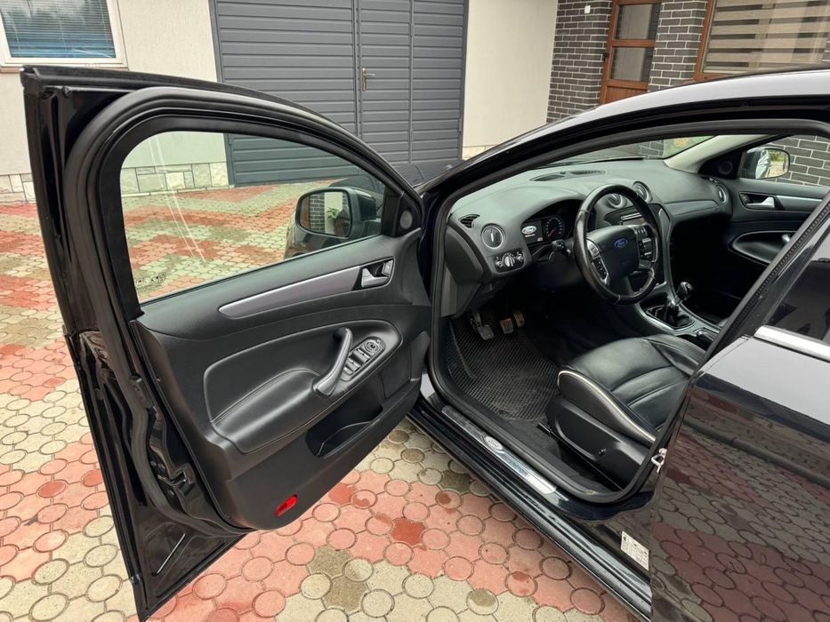Ford Mondeo 4   2013 рік
