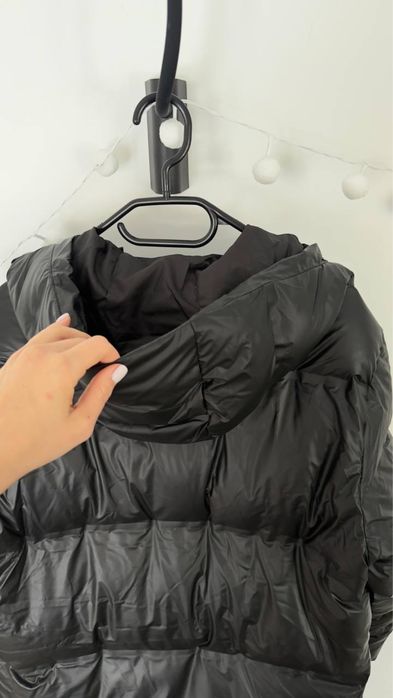 Пуховик Prada розмір М новий Куртка