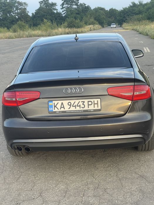 Audi a4 2,0 дизель автомат