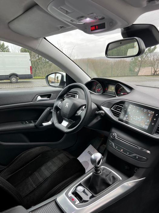 Peugeot 308 SW BlueHdi