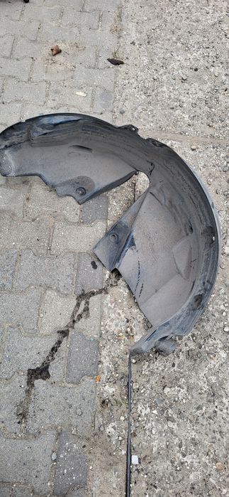 Nadkole prawy tył renault clio 4