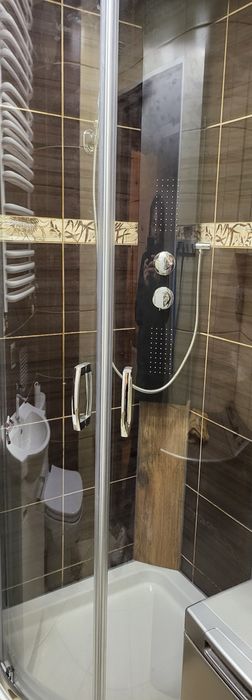 Zamienię 3- pokoje na kawalerke