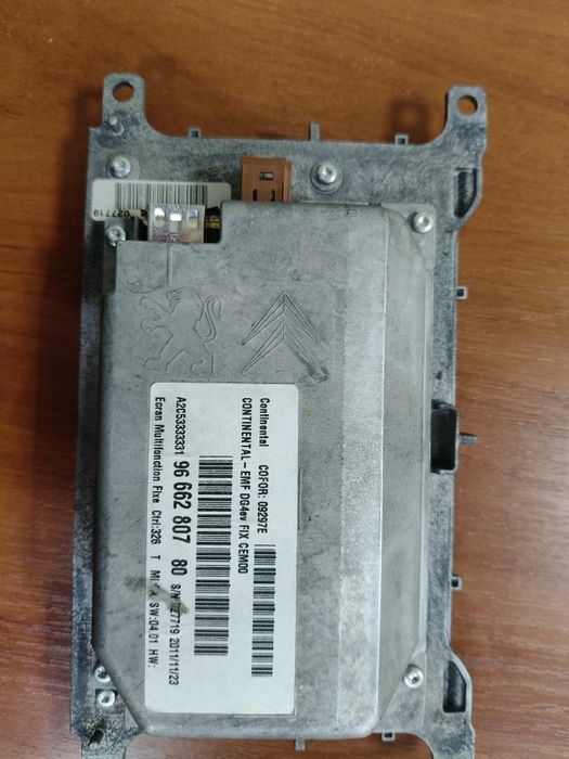 Екран RNEG(монітор) peugeot 508 9666280780