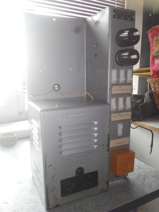 Гаражний щиток   12В-24В-36В-220В+ ЗАРЯДКА аккумулятора