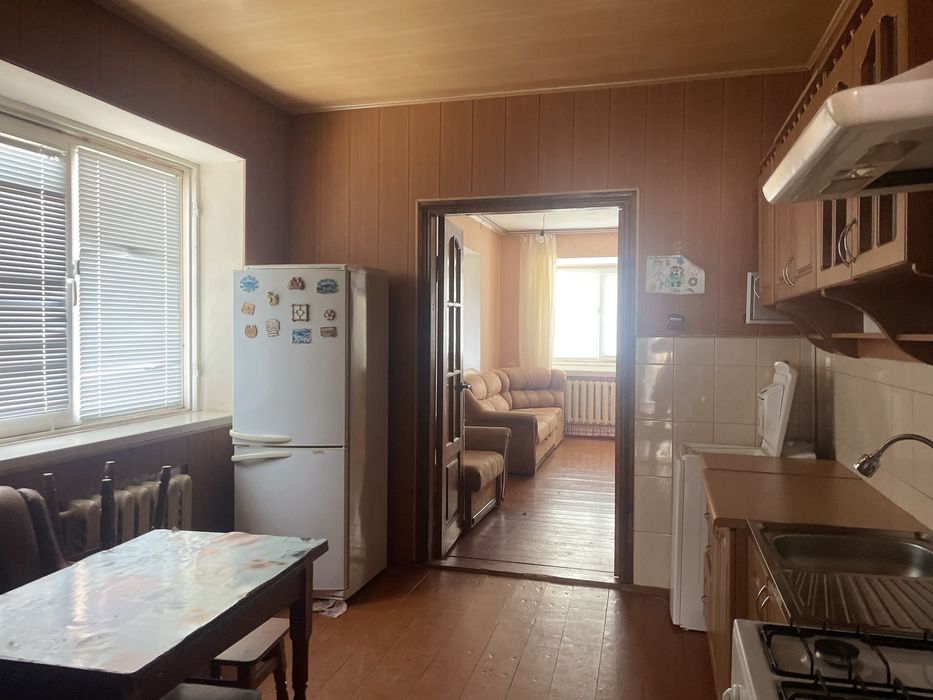 Продається будинок с. Стовпʼяги