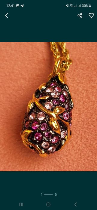 Кулон Joan Rivers в камнях