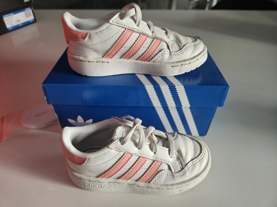 Ténis Adidas Team Court