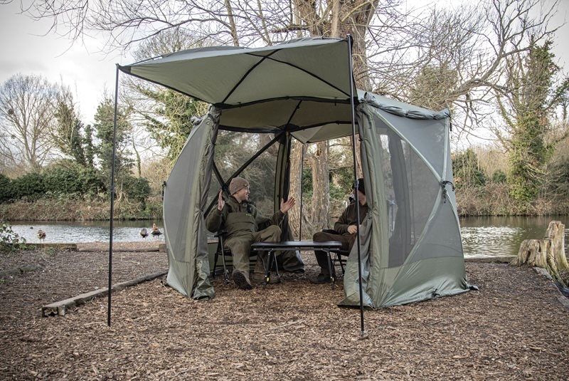 Nowy Solar SP 6-HUB Cube Shelter + nowa podłoga Solar Heavy Duty Groundsheet + podpórki Solar.