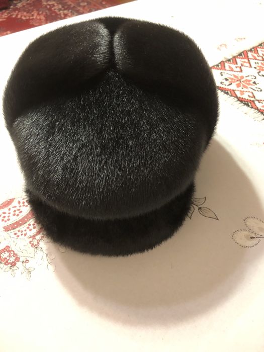 Чоловіча натуральна хутряна шапка