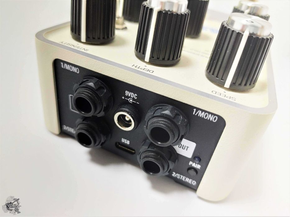 Теплі знижки -30% Новий Universal Audio Astra Modulation Machine