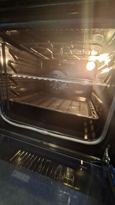 Forno e Placa vitrocerâmica Zanussi