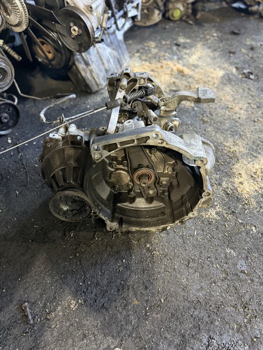 Кпп Коробка передач Фольксваген 1.9 тді Гольф туран кадік JCR 5-ка