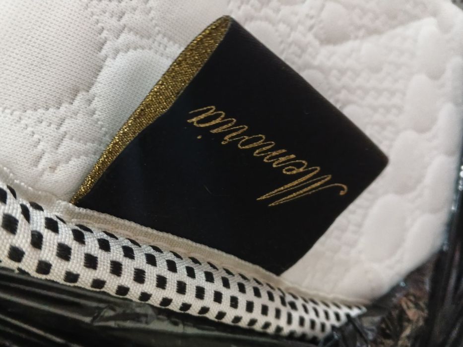 Кровать двуспальная